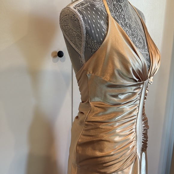 90’s Vintage Jessica McClintock Gold Halter Ruched Dress Marilyn Monroe Vibes - Picture 4 of 10